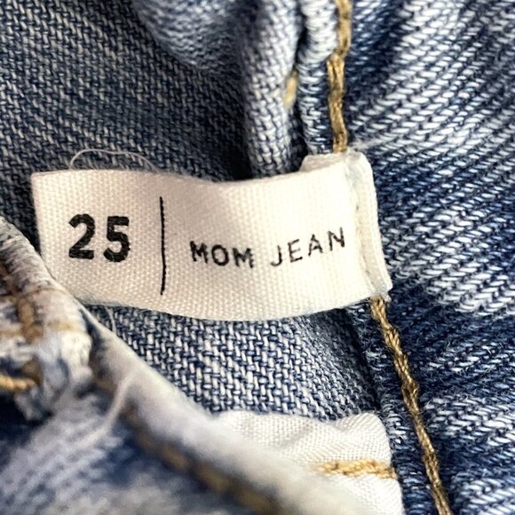 PacSun Women's Mom Jeans High Rise Button Fly Distressed size 25 length 25" - Picture 7 of 9